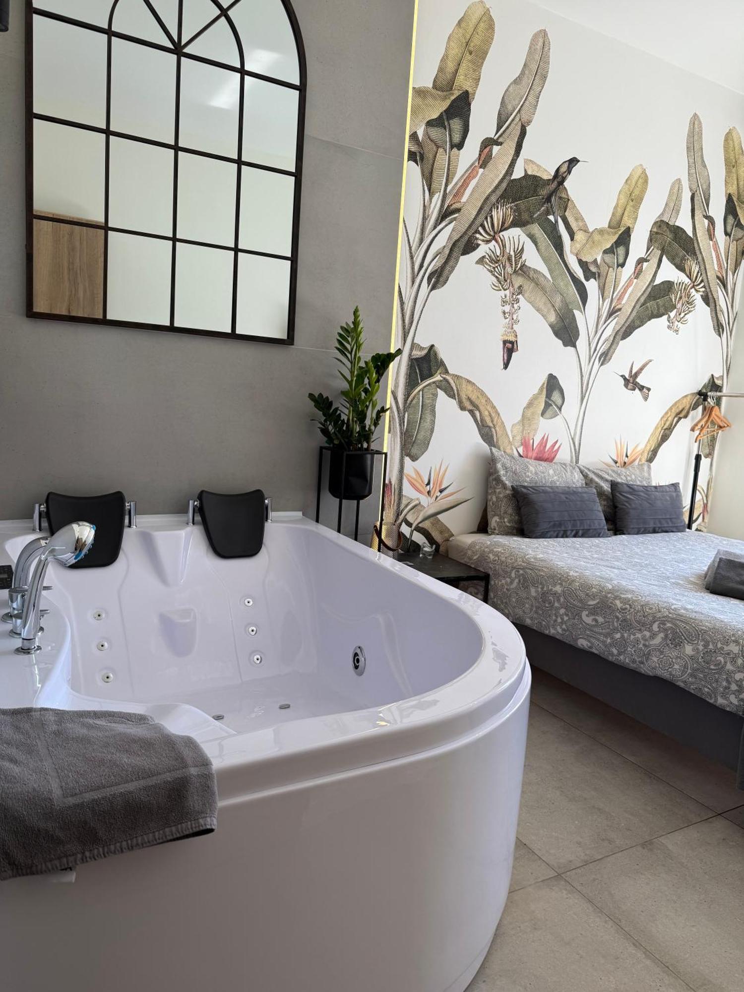 Jacuzzi Apartamenty Gdansk - Relax Apartments Eksteriør billede
